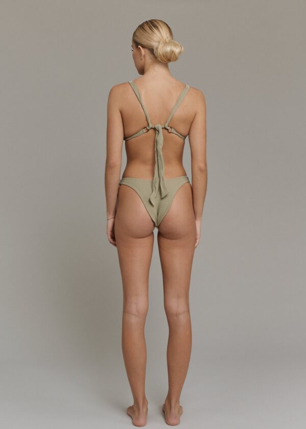 BOTTOM - PRE-FALL 2026